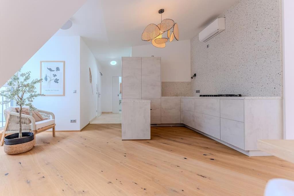 Apartamento Neustift Deluxe Viena Exterior foto