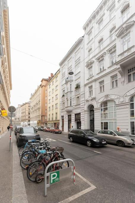 Apartamento Neustift Deluxe Viena Exterior foto
